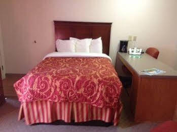 Intown Suites Extended Stay Auburn Al Dış mekan fotoğraf